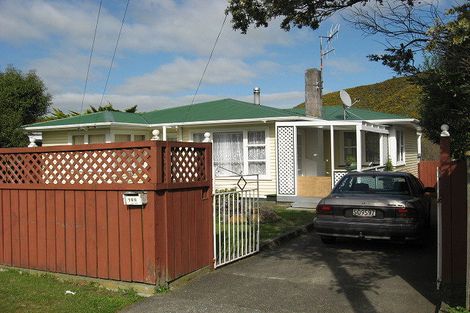 Photo of property in 100 Wood Street, Wainuiomata, Lower Hutt, 5014