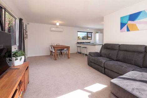 Photo of property in 1/50 Nottingham Avenue, Halswell, Christchurch, 8025