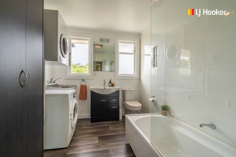 Photo of property in 128 Rosebank Avenue, Wakari, Dunedin, 9010