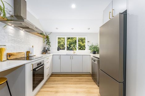 Photo of property in 57 Kapiti Crescent, Titahi Bay, Porirua, 5022