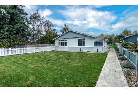 Photo of property in 17 Parsonage Road, Waimate, 7924