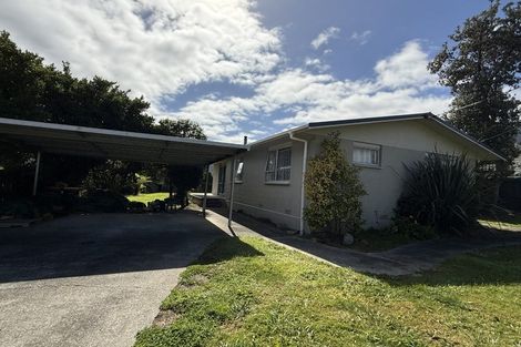 Photo of property in 27 Ranui Street, Waikawa, Picton, 7220