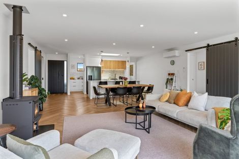 Photo of property in 31 Maunganamu Drive, Wharewaka, Taupo, 3330