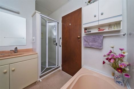 Photo of property in 68 Camberwell Road, Hawera, 4610