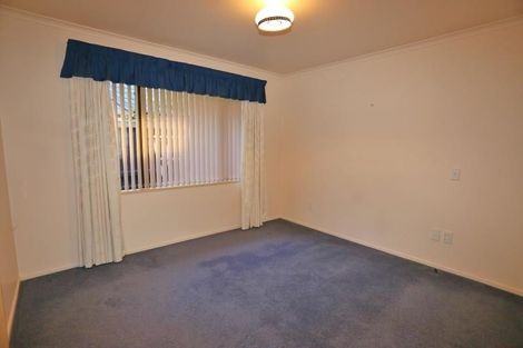 Photo of property in 37a Briarmont Street, Avondale, Christchurch, 8061