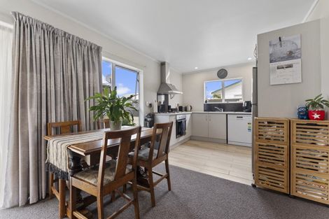 Photo of property in 11a Rimu Street, Levin, 5510