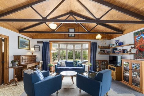 Photo of property in 9 Taupaki Road, Taupaki, Henderson, 0782