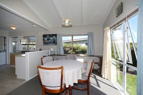 Photo of property in 50 Napier Road, Havelock North, 4130