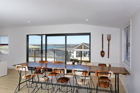 Photo of property in 7 Ronald Avenue, Glenbrook, Waiuku, 2681