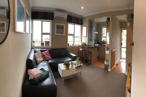 Photo of property in 417 Carrington Street, Upper Vogeltown, New Plymouth, 4310