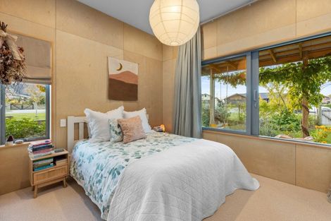 Photo of property in 3 Doug Ledgerwood Drive, Wanaka, 9305