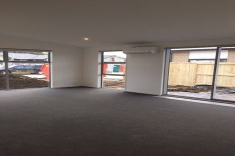 Photo of property in 37 Awataha Crescent, Pyes Pa, Tauranga, 3110