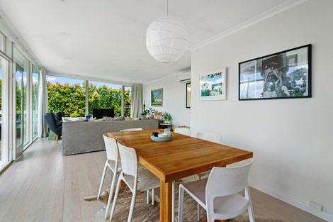 Photo of property in 9 Wendell Place, Greenlane, Auckland, 1061