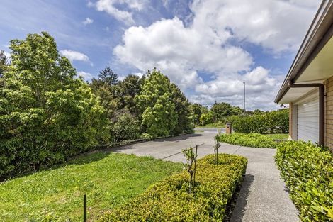 Photo of property in 31 Hornbill Drive, Fairview Heights, Auckland, 0632