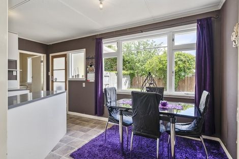 Photo of property in 4 Burfield Place, Awapuni, Palmerston North, 4412
