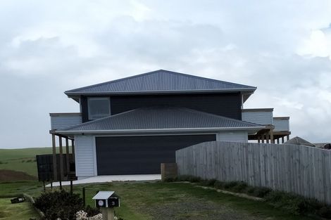 Photo of property in 5 Tua Tua Place, Baylys Beach, Dargaville, 0377