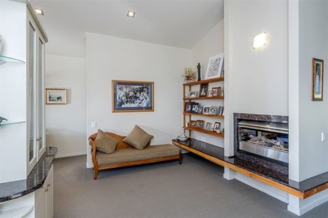 Photo of property in 52 Manakau Heights Drive, Manakau, Otaki, 5583