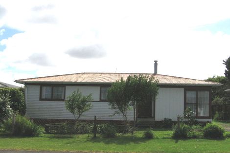 Photo of property in 10 Glen Norman Avenue, Henderson, Auckland, 0610
