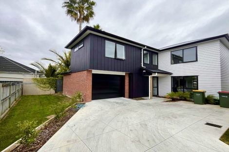 Photo of property in 6c Jern Place, Eastern Beach, Auckland, 2012