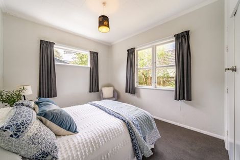 Photo of property in 2 Wood Street, Wallaceville, Upper Hutt, 5018