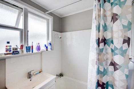 Photo of property in 1103 Jellicoe Street, Mayfair, Hastings, 4122