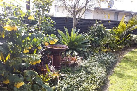 Photo of property in 20 Roseberry Place, Whitianga, 3510