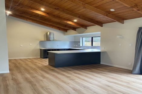 Photo of property in 378 Tararua Road, Levin, 5571