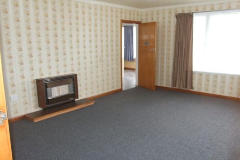 Photo of property in 2 Chester Crescent, West End, Palmerston North, 4410