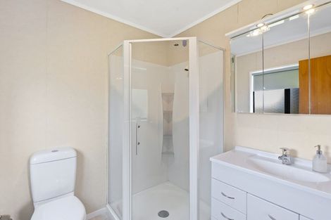 Photo of property in 5 College Drive, Paraparaumu, 5032