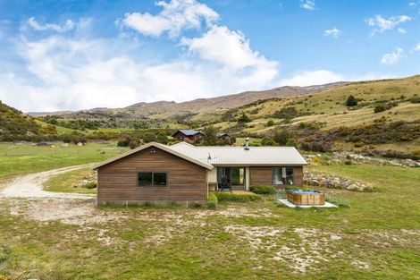 Photo of property in 2402c Cardrona Valley Road, Cardrona, Wanaka, 9382