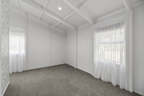 Photo of property in 96 Eliot Street, New Plymouth, 4310