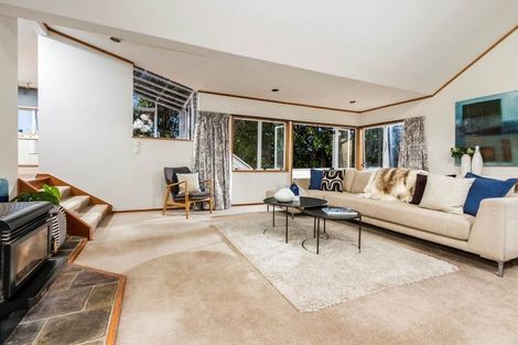 Photo of property in 10 Park Rise, Campbells Bay, Auckland, 0630