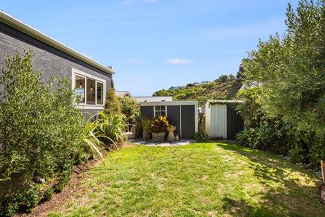Photo of property in 138 Mana Esplanade, Paremata, Porirua, 5026