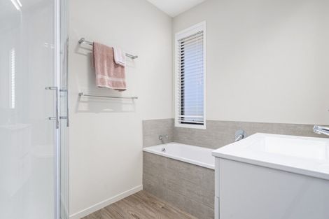 Photo of property in 31 Dreaver Drive, Waitara, 4320