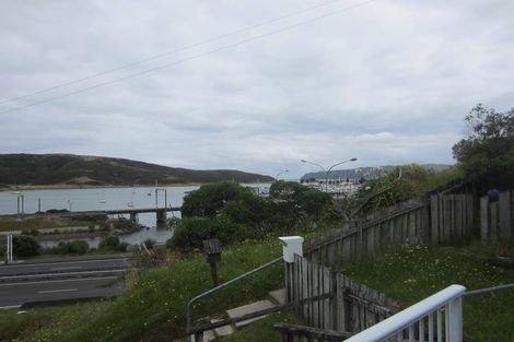 Photo of property in 62 Paremata Crescent, Paremata, Porirua, 5024