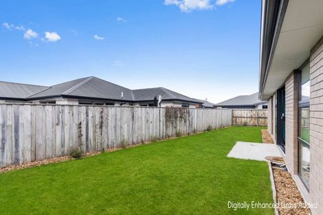 Photo of property in 5 Atap Place, Northwood, Christchurch, 8051