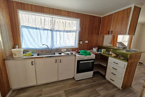 Photo of property in 5 Moncrieff Avenue, Clendon Park, Auckland, 2103