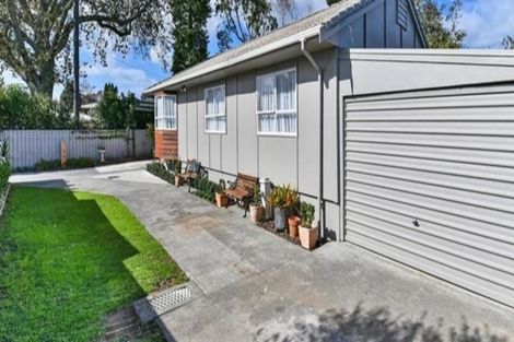 Photo of property in 2b Cliff Road, Papakura, 2110