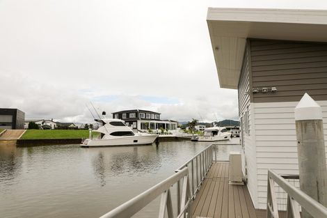 Photo of property in 16 Vanita Drive, Whitianga, 3510