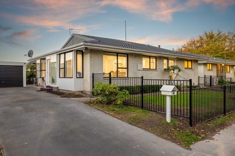 Photo of property in 42 Parkstone Avenue, Ilam, Christchurch, 8041