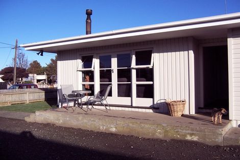 Photo of property in 4 Carlyle Street, Tuatapere, 9620