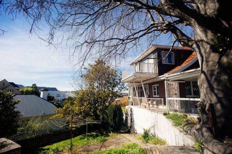 Photo of property in 35 Heriot Row, Dunedin Central, Dunedin, 9016