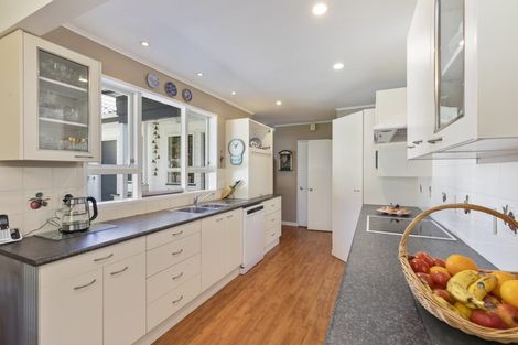 Photo of property in 61 Cruickshank Road, Clouston Park, Upper Hutt, 5018