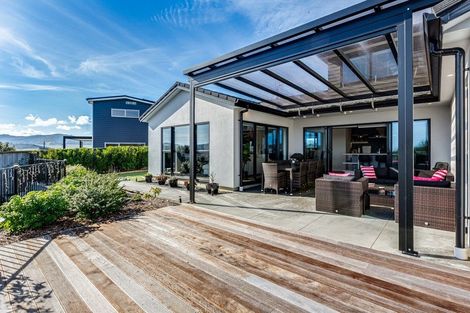 Photo of property in 66 Endeavour Drive, Whitby, Porirua, 5024