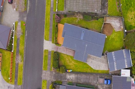 Photo of property in 21 Truby King Street, Merrilands, New Plymouth, 4312