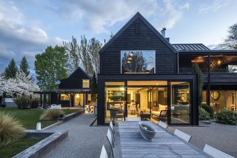 Photo of property in 32 Butel Road, Arrowtown, Queenstown, 9371