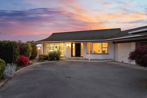 Photo of property in 2/48 Main North Road, Papanui, Christchurch, 8052