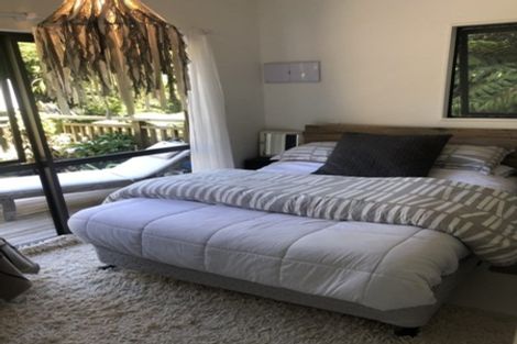 Photo of property in 25 Kennedy Avenue, Forrest Hill, Auckland, 0620