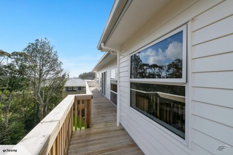 Photo of property in 54 Ainslee Street, Highlands Park, New Plymouth, 4312