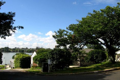 Photo of property in 102 Ireland Road, Mount Wellington, Auckland, 1060